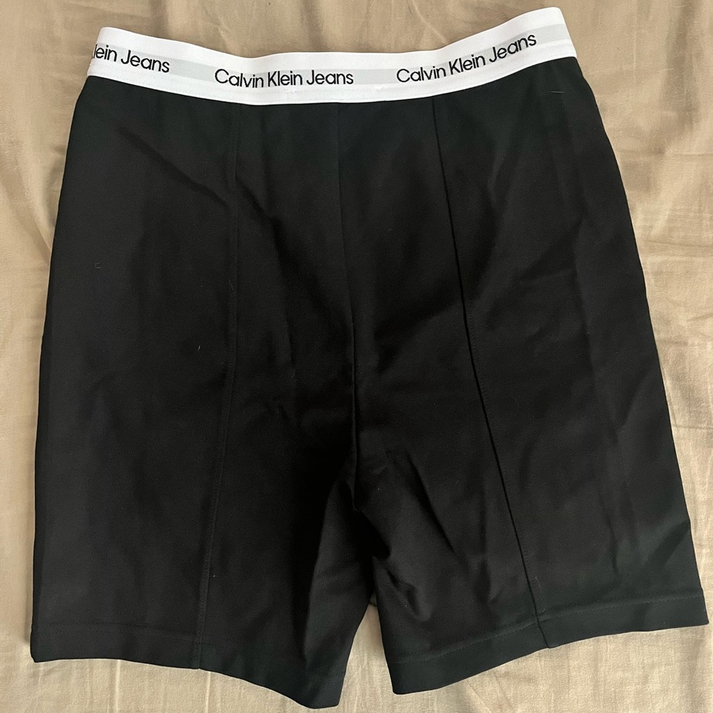 Calvin Klein Set - Picture 3 of 3